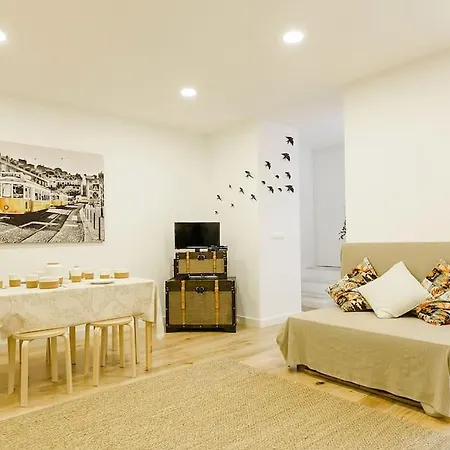 Apartment Place - Historic Center With Terrace Lissabon